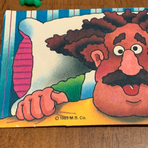 Bed Bugs Board Game Replacement Pieces Tongs and Bugs 1985 Milton Bradley - Picture 2 of 12